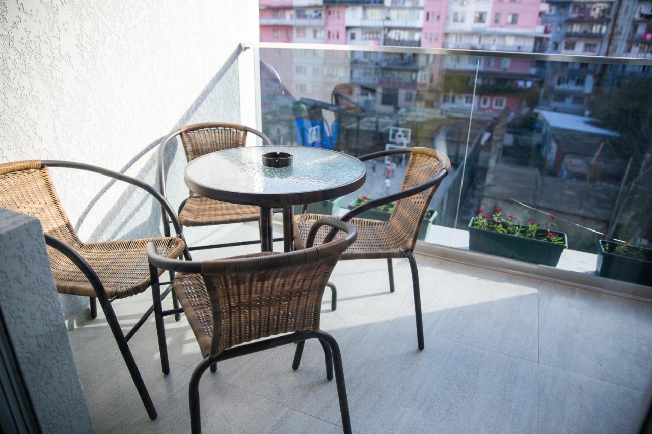 Libereco Aparthotel Батумі Екстер'єр фото